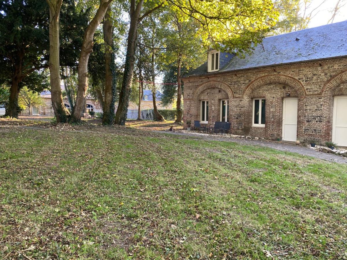 Les Gites Du Chateau Du Cedre Manneville-ès-Plains Eksteriør billede